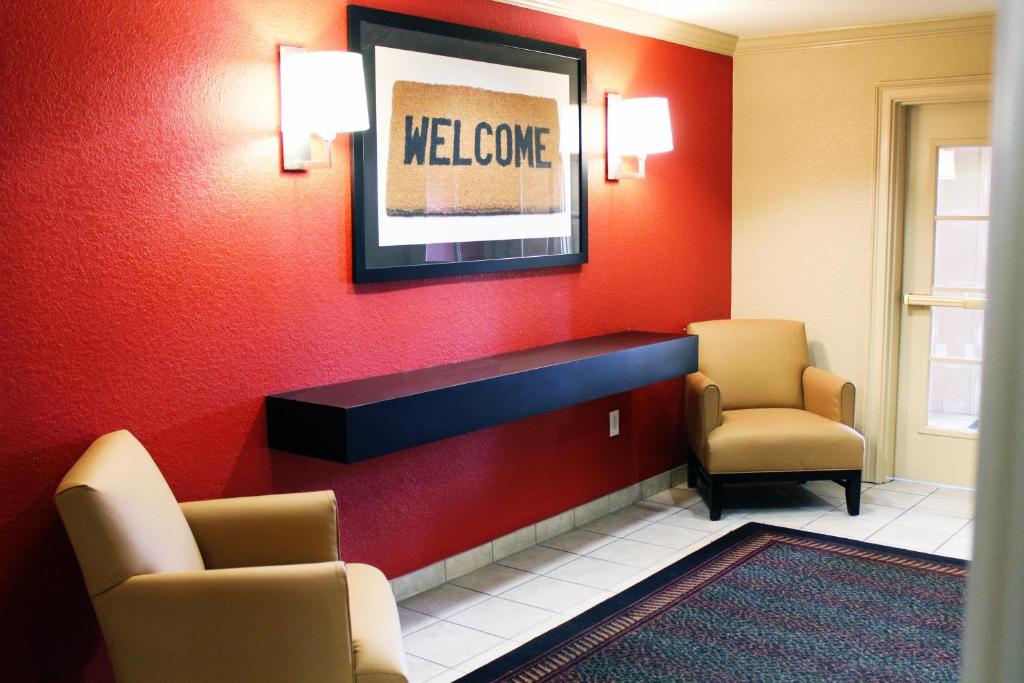 Extended Stay America Suites - Chesapeake - Churchland Blvd Main image 2